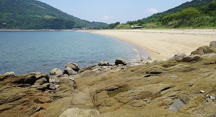 粟島西浜海岸の写真