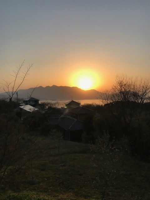 写真：タネむすび荘からの夕陽