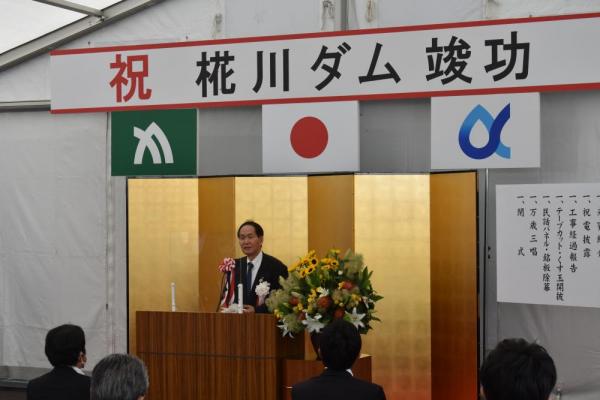 写真：香川県知事の式辞の様子
