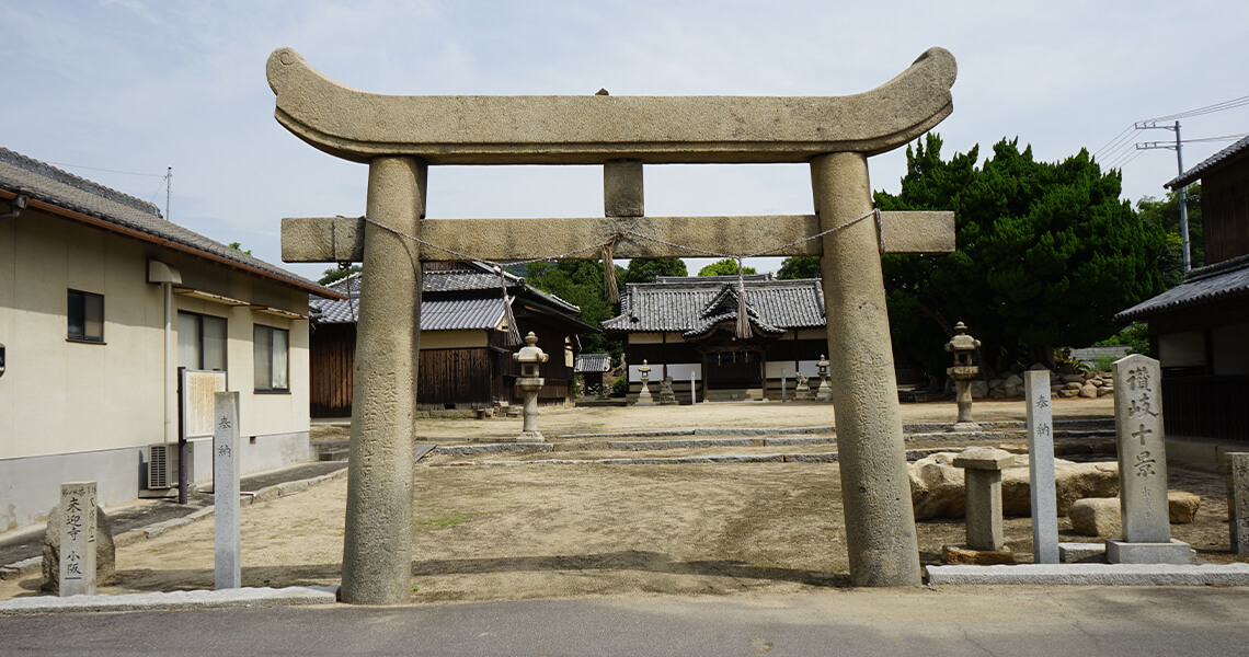 木烏神社（こがらすじんじゃ）1