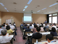 写真:研修会の様子1