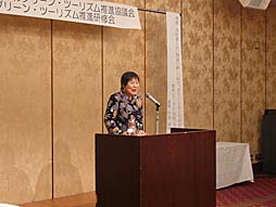 写真:講師中島加代氏による講演
