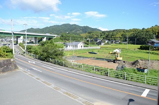 調査地をのぞむ