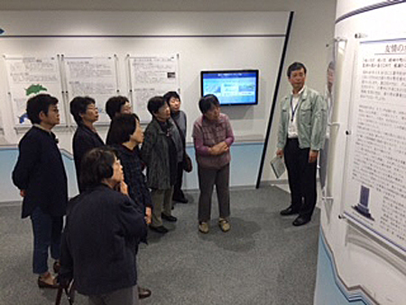 あけぼの会資料館見学会2