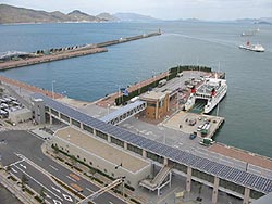 サンポート高松（高松コリドー、高松港レストハウス、駅前広場キャノピー）の写真