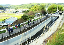 疏水百選「香川用水」水土里の路ウォーキング（第1回）の様子2