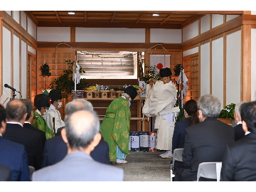 神野神社での神事の様子