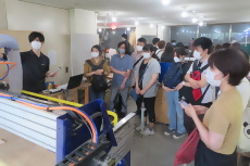 企業見学