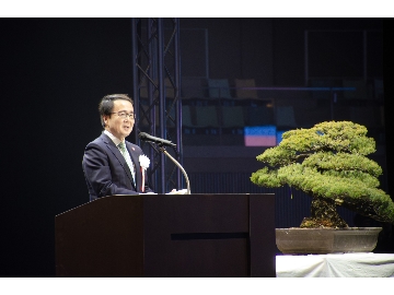 知事あいさつの様子