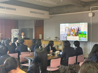 生産者のプレゼンの様子