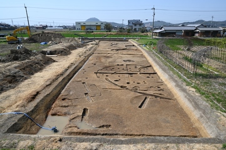 是弘遺跡竪穴