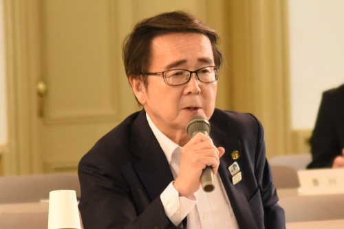 r7-0715知事3