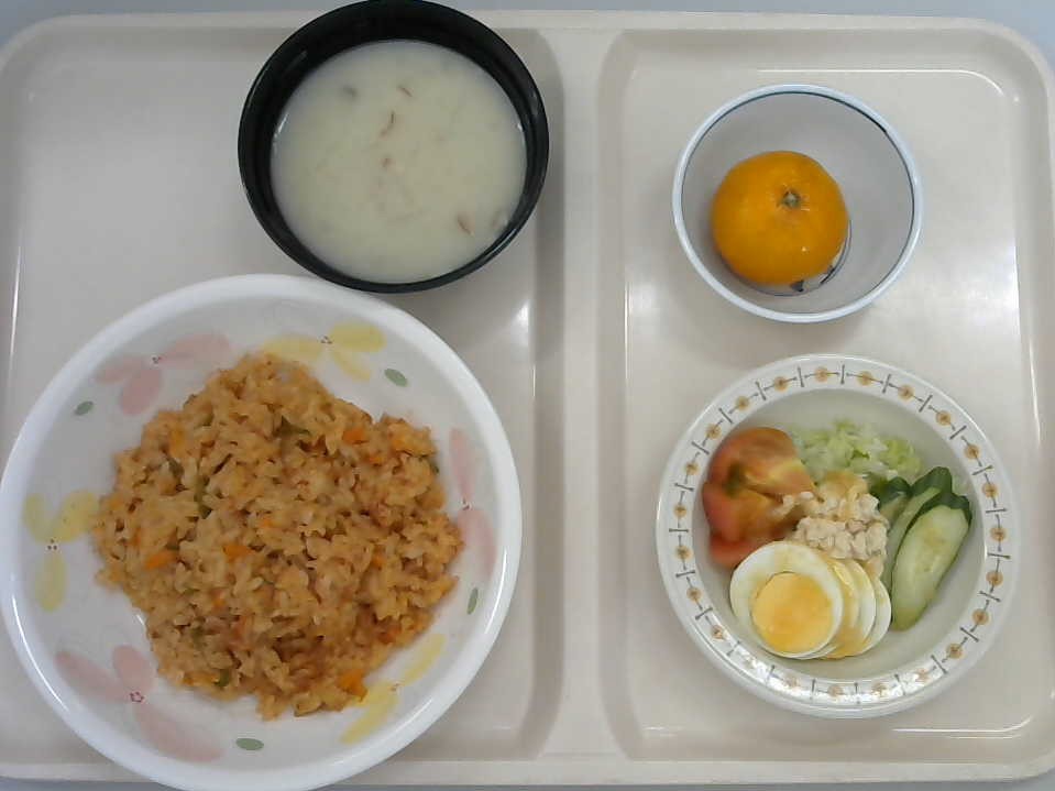 ある日の金曜日の昼食の写真