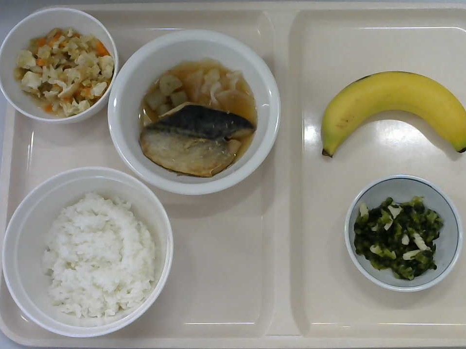 ある日の木曜日の昼食の写真
