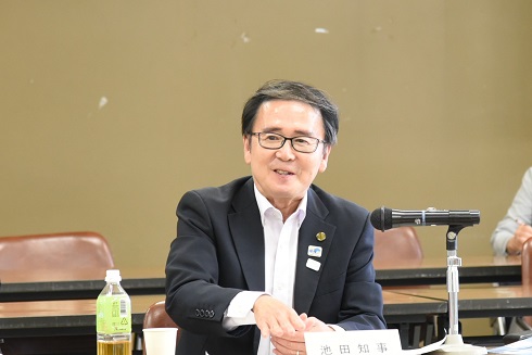 r7-8-20知事3