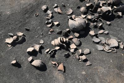 7-2区流路土器出土状況