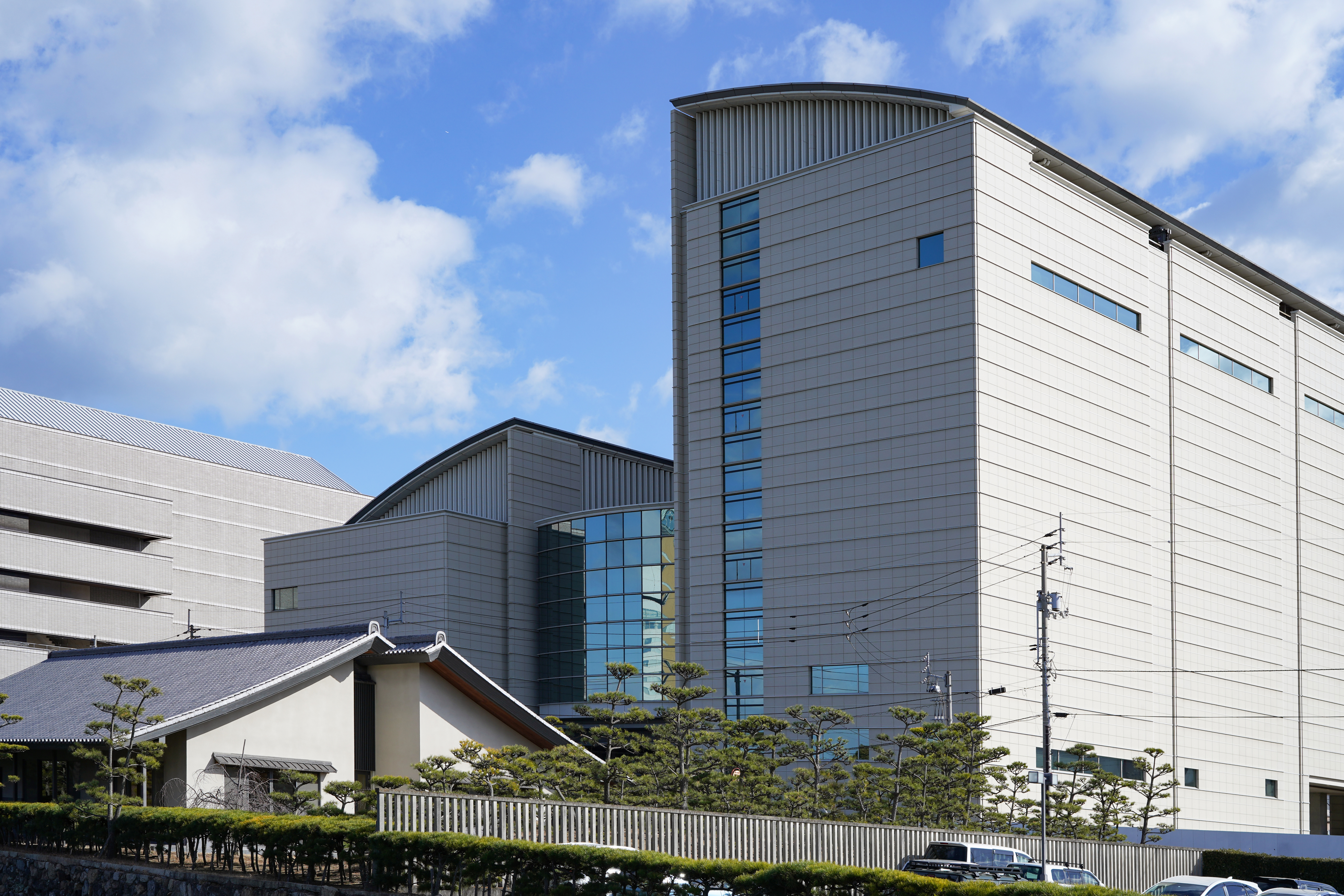 県立ミュージアム外観
